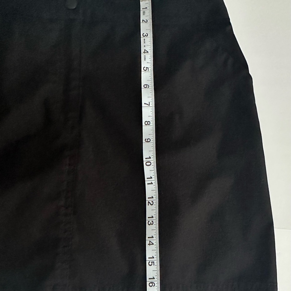 32 Degrees Women's Black Skort with Zip Pocket - Picture 3 of 7
